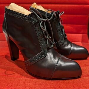 Tod's Black Leather Lace-Up Heeled Boots With Green Patent Accents